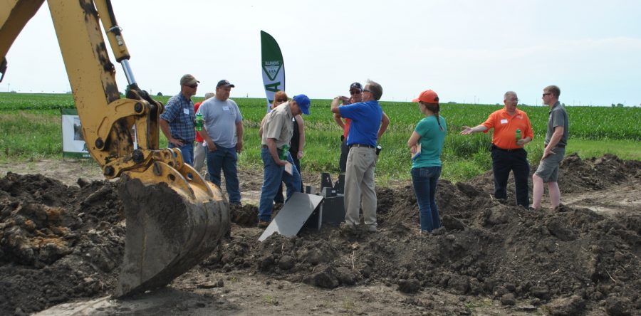 Conservation Drainage Training Recruits 2019 Participants: Central Illinois training dives into edge-of-field practices